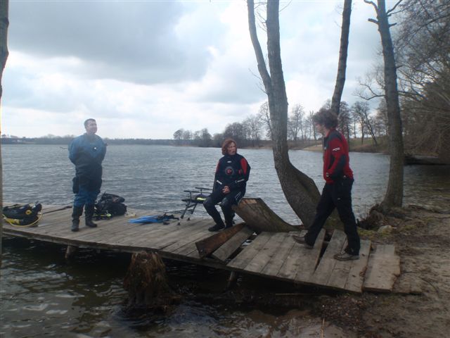 Testy suchych skafandrów (marzec)