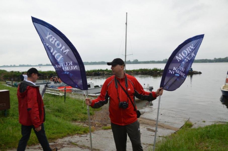 Zabezpieczenie Pikniku Lotniczego przez nurków z Moby Dicka