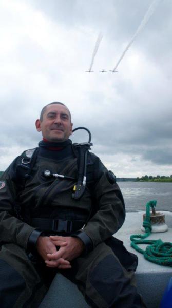 Zabezpieczenie Pikniku Lotniczego przez nurków z Moby Dicka