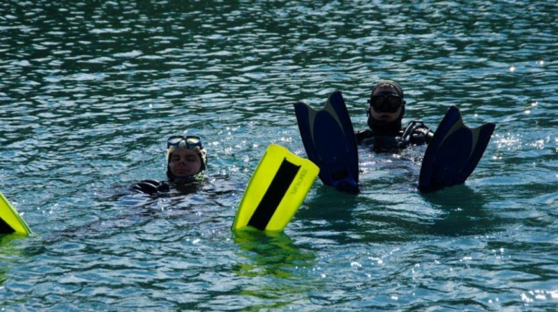 Zabezpieczenie Pikniku Lotniczego przez nurków z Moby Dicka
